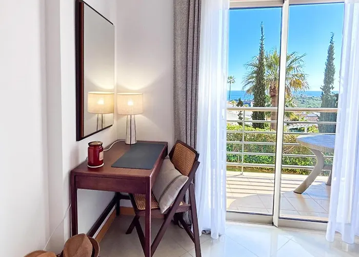 Orada Sea View By Becherish Apartment *