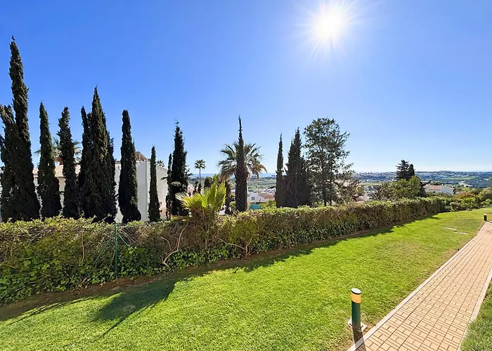 Orada Sea View By Becherish Apartment